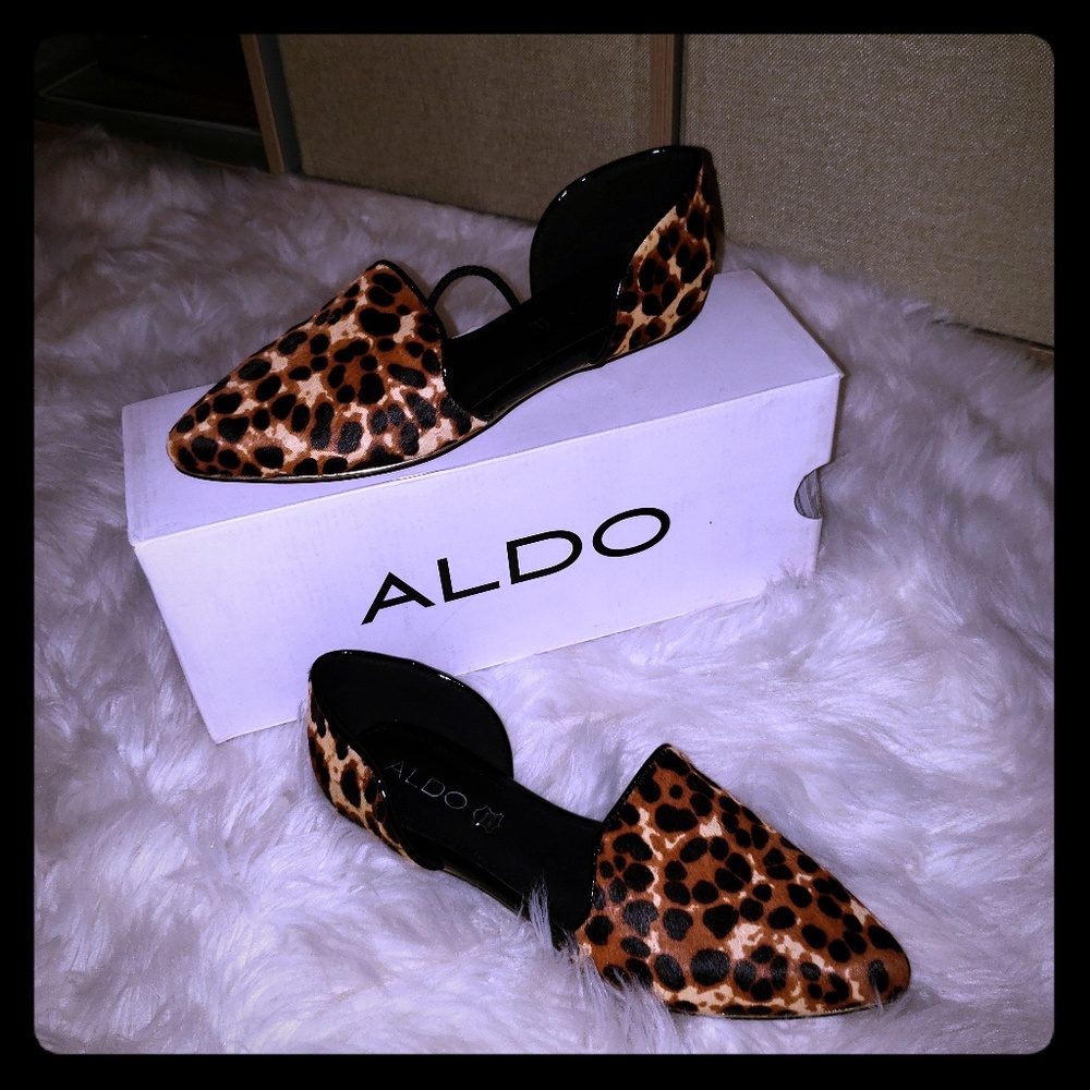 Leopard print flats